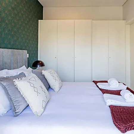 Apartment Bonfim Elegant Duplex W/ Ac By Lovelystay *