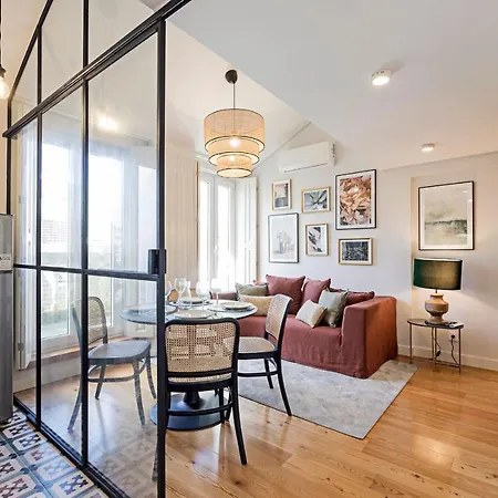 Bonfim Elegant Duplex W/ Ac By Lovelystay Apartment